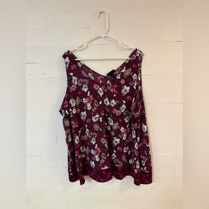 Lane Bryant Size 28 Burgundy Floral Sleeveless Blouse Lightweight